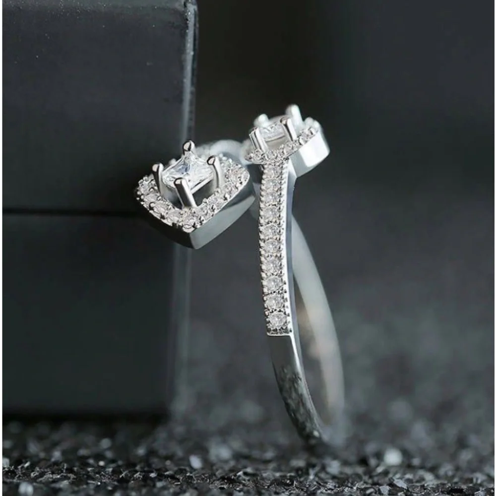 NEW NATURAL WHITE SAPPHIRE 925 STAMPED SILVER RING SIZE 8 ONLY - Picture 3 of 5